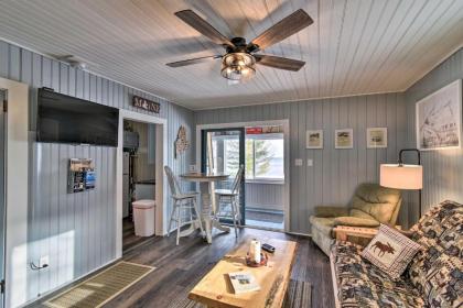 Rockwood Hills Quiet Lakefront Retreat with Dock! - image 3