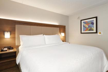 Holiday Inn Express Hartford South - Rocky Hill an IHG Hotel - image 9