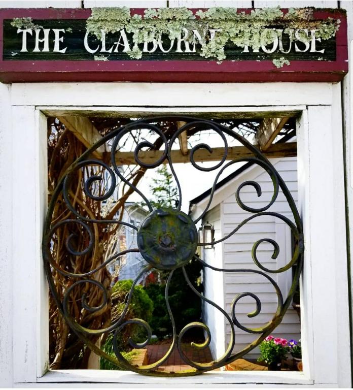 The Claiborne House - image 2