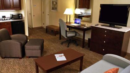 DoubleTree by Hilton Rocky Mount - image 20