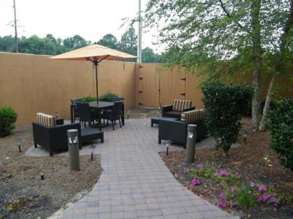 Courtyard by Marriott Rocky Mount - image 6