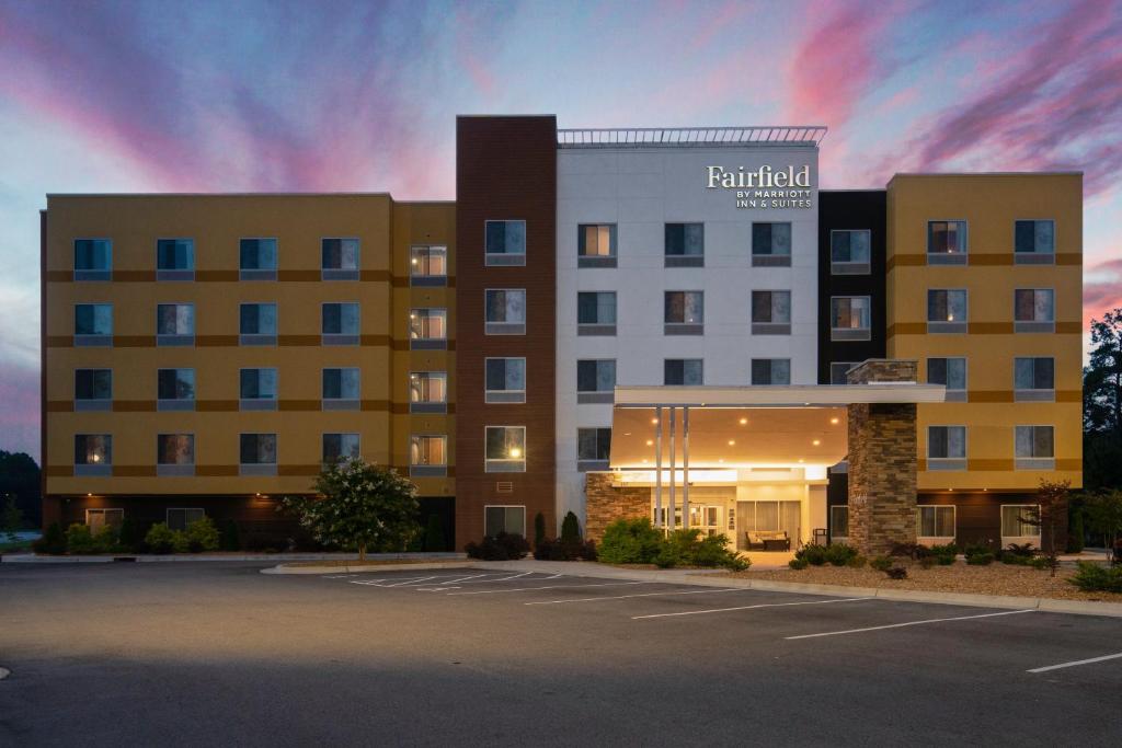 Fairfield Inn & Suites by Marriott Rocky Mount - main image