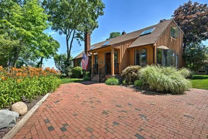 Amazing Rocky Point Retreat Overlooking the Sound! - image 14