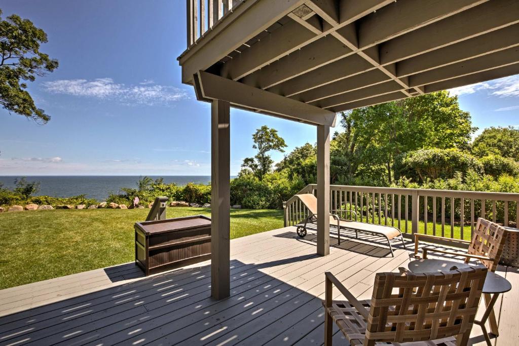 Amazing Rocky Point Retreat Overlooking the Sound! - image 5