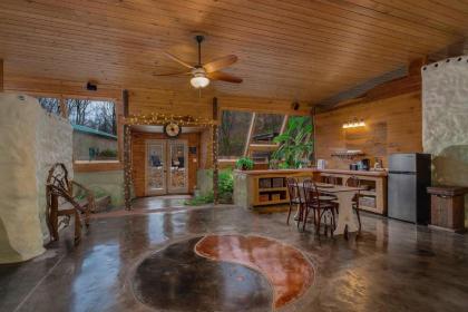 POOL OPEN! - The Hobbit House - Unique Arkansas Getaway! - image 12