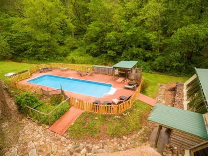 POOL OPEN! - The Hobbit House - Unique Arkansas Getaway! - image 7