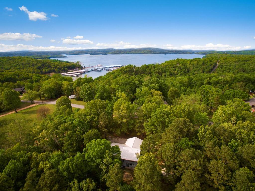 Eagles Landing - Lake House in the Woods - image 5