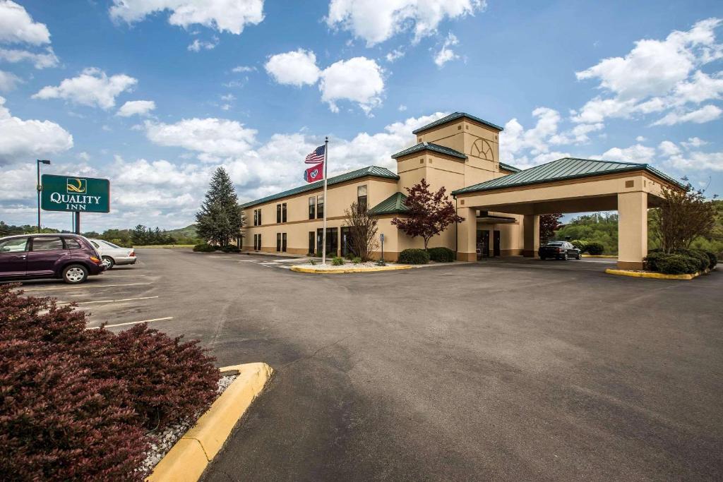 Quality Inn Rogersville - image 3