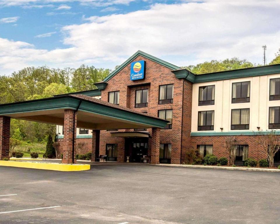 Comfort Inn & Suites Rogersville - main image