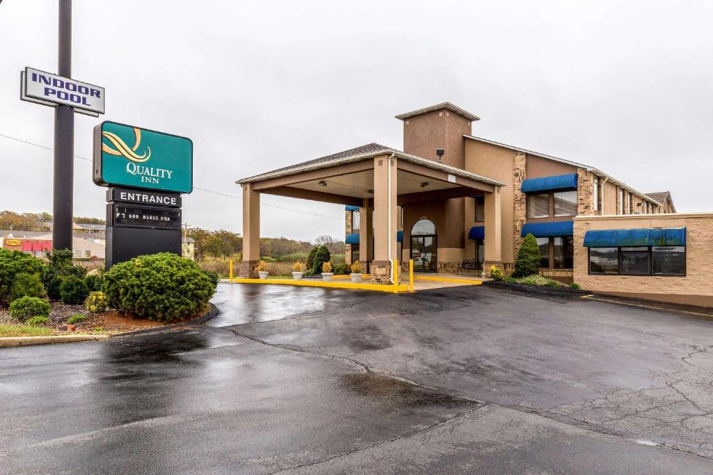 Quality Inn Rolla - main image