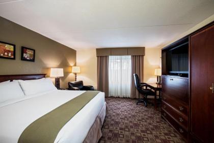 Holiday Inn Express Schaumburg-Rolling Meadows an IHG Hotel - image 6