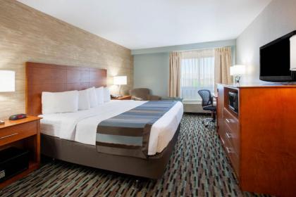 Wingate by Wyndham Detroit Metro Airport - image 19