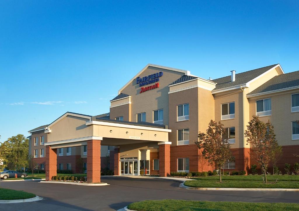 Fairfield Inn & Suites Detroit Metro Airport Romulus - main image