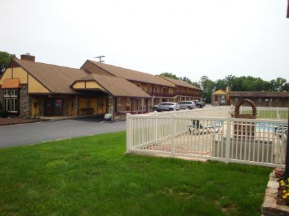 Soudersburg Motel - image 10