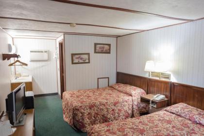 Dutch Treat Motel - image 4