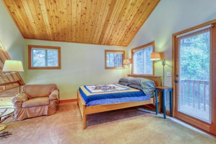 2 Bed 2 Bath Vacation home in Orcas Island - image 15