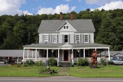 Reynolds House inn - image 2