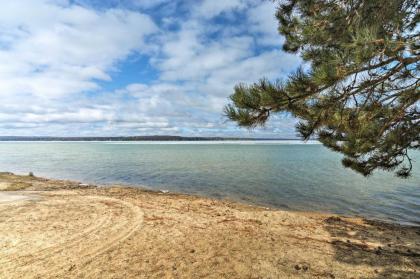 Work Play and Get Away Cabin - Near Higgins Lake! - image 2