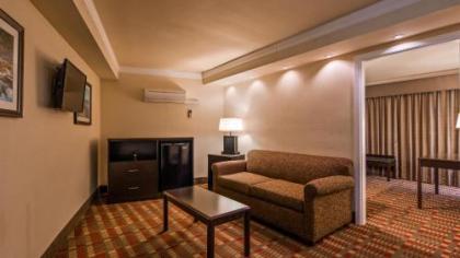 Best Western Garden Villa Inn - image 12