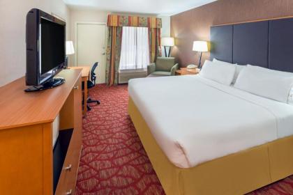 Holiday Inn Express Roseburg an IHG Hotel - image 5