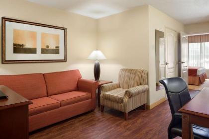 Country Inn & Suites by Radisson Baltimore North MD - image 13