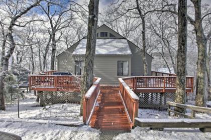 Wintergreen Home with Hot Tub Deck and Mountain Views - image 1