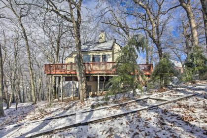 Wintergreen Home with Hot Tub Deck and Mountain Views - image 8