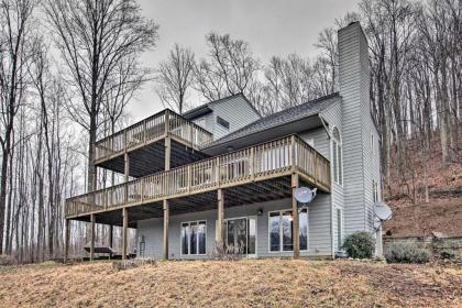 Large Hillside Home with Spacious Deck and Game Room! - image 5