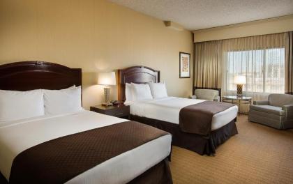 DoubleTree by Hilton Chicago O'Hare Airport-Rosemont - image 18