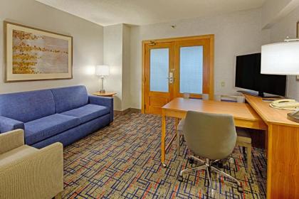 Embassy Suites Chicago - O'Hare Rosemont - image 6