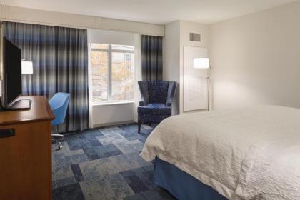 Hampton Inn & Suites Rosemont Chicago O'Hare - image 10