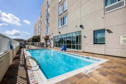 SpringHill Suites by Marriott Houston Rosenberg - image 10