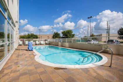 SpringHill Suites by Marriott Houston Rosenberg - image 8