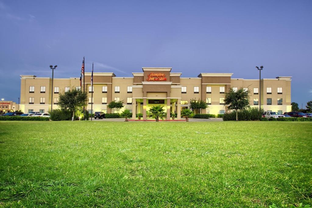 Hampton Inn & Suites Houston Rosenberg - main image