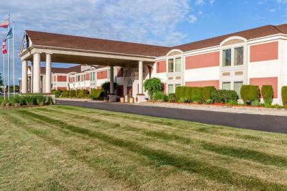 Days Inn  Suites by Wyndham RosevilleDetroit Area Roseville Michigan