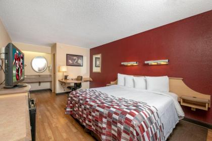 Red Roof Inn Detroit - St Clair Shores - image 3