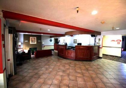 Norwood Inn and Suites - Roseville - image 12