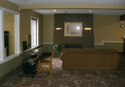 Norwood Inn and Suites - Roseville - image 15