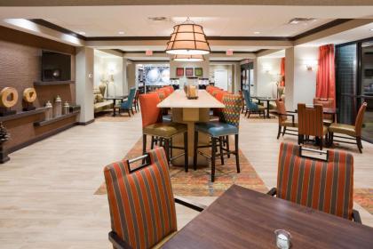 Hampton Inn Minneapolis-RosevilleMN - image 10