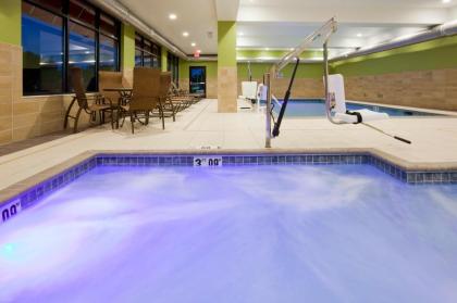 Hampton Inn Minneapolis-RosevilleMN - image 13