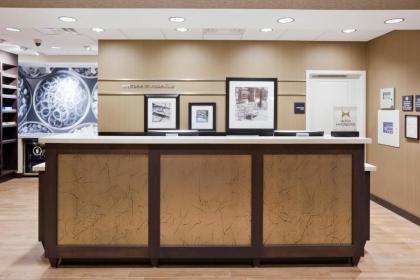 Hampton Inn Minneapolis-RosevilleMN - image 9