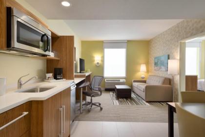 Home2 Suites by Hilton Roseville Minneapolis - image 8