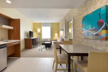 Home2 Suites by Hilton Roseville Minneapolis - image 9