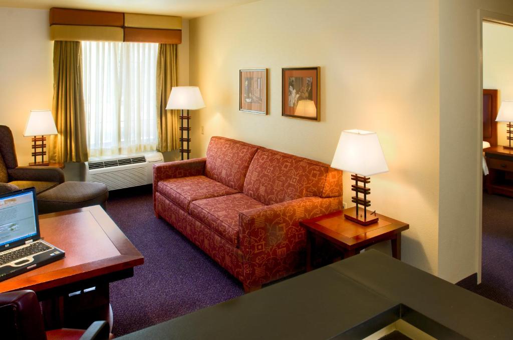 Larkspur Landing Roseville-An All-Suite Hotel - image 7