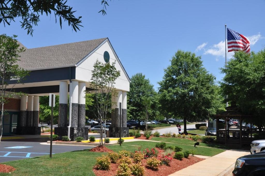 Best Western Plus Roswell/Alpharetta - image 4