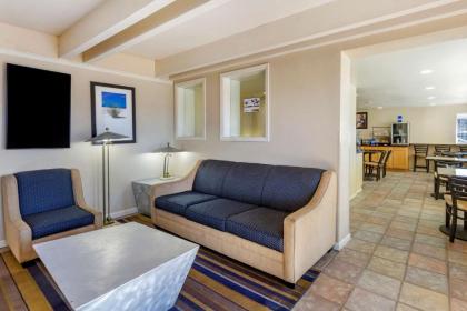 Best Western El Rancho Palacio - image 10