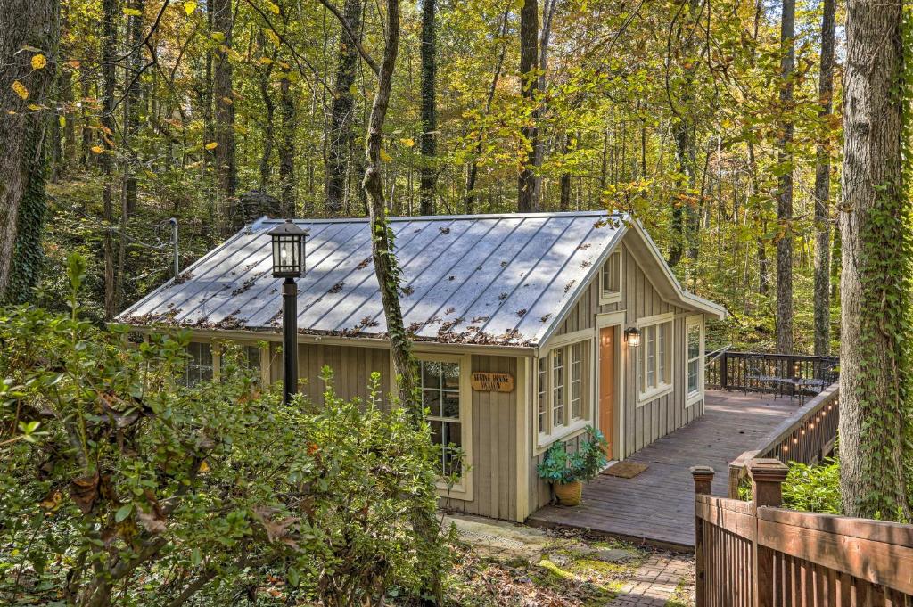 Private Cabin with Deck 25 Miles from Atlanta! - image 3