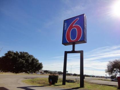 Motel 6-Round Rock TX - image 2