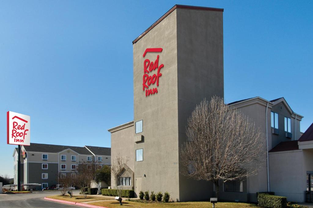 Red Roof Inn Austin - Round Rock - main image