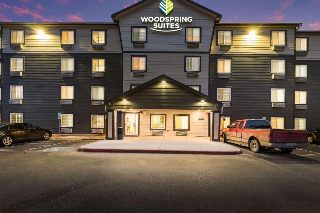 WoodSpring Suites Austin Round Rock - image 5